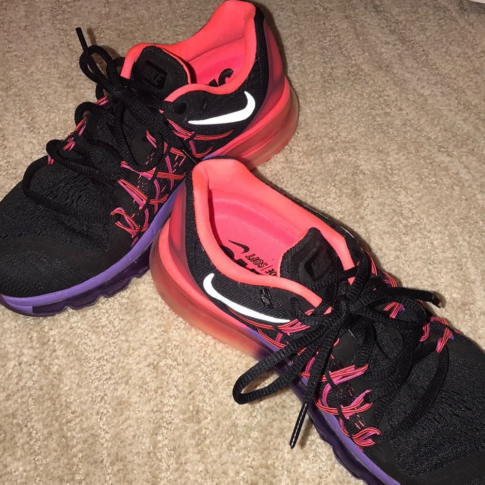 Women’s Nike Sneakers